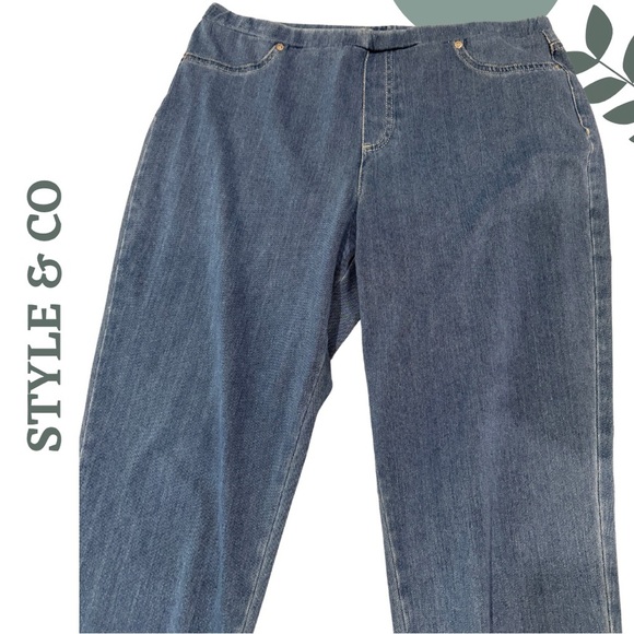 🛍️3/$40 Style & Co Plus Size 2X | Blue Jean Look Stretch Capris | Casual Fit - Picture 3 of 5
